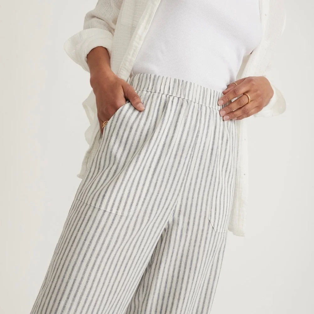 Marine Layer White and Navy Wide Leg Pants - Picture 4 of 9